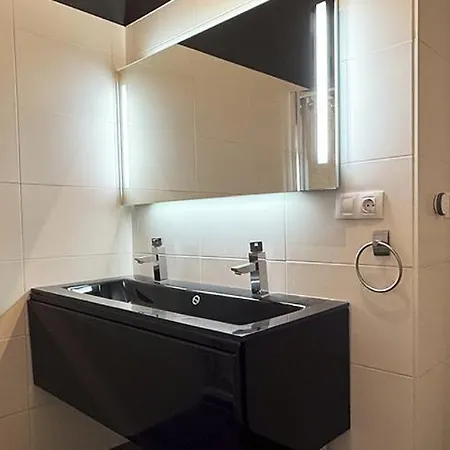 Apartment San Anton Old Town By Next Stop *